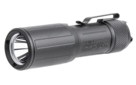 SIG FOXTROT-EDC C RCHRGBL LIGHT BLK
